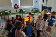 ed09b6af-1456-4f23-91b7-85b915bcb66a