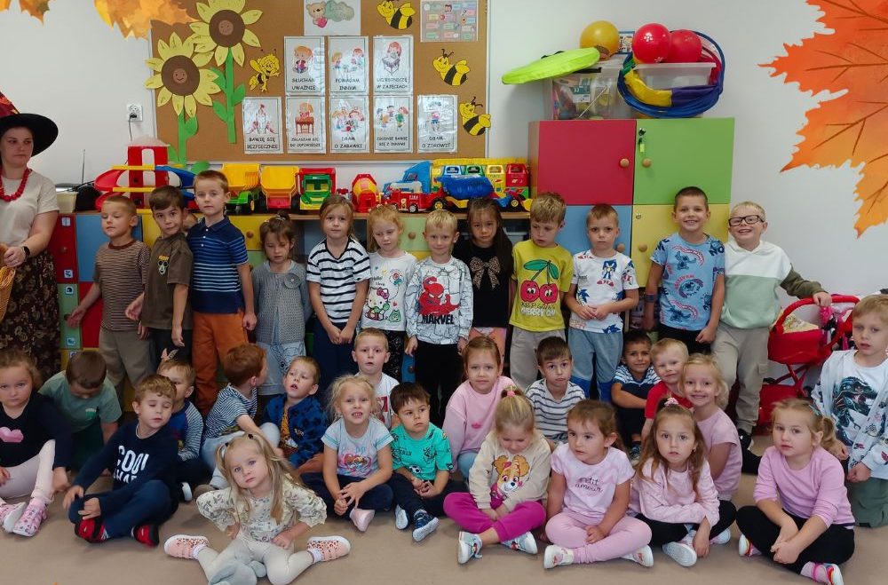 WITAMY PANIĄ JESIEŃ!